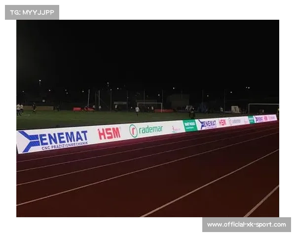 全北现代K联赛赛前无人机灯光秀点亮球场呈现视觉盛宴 全北现代K联赛赛前无人机灯光秀点亮球场呈现视觉盛宴